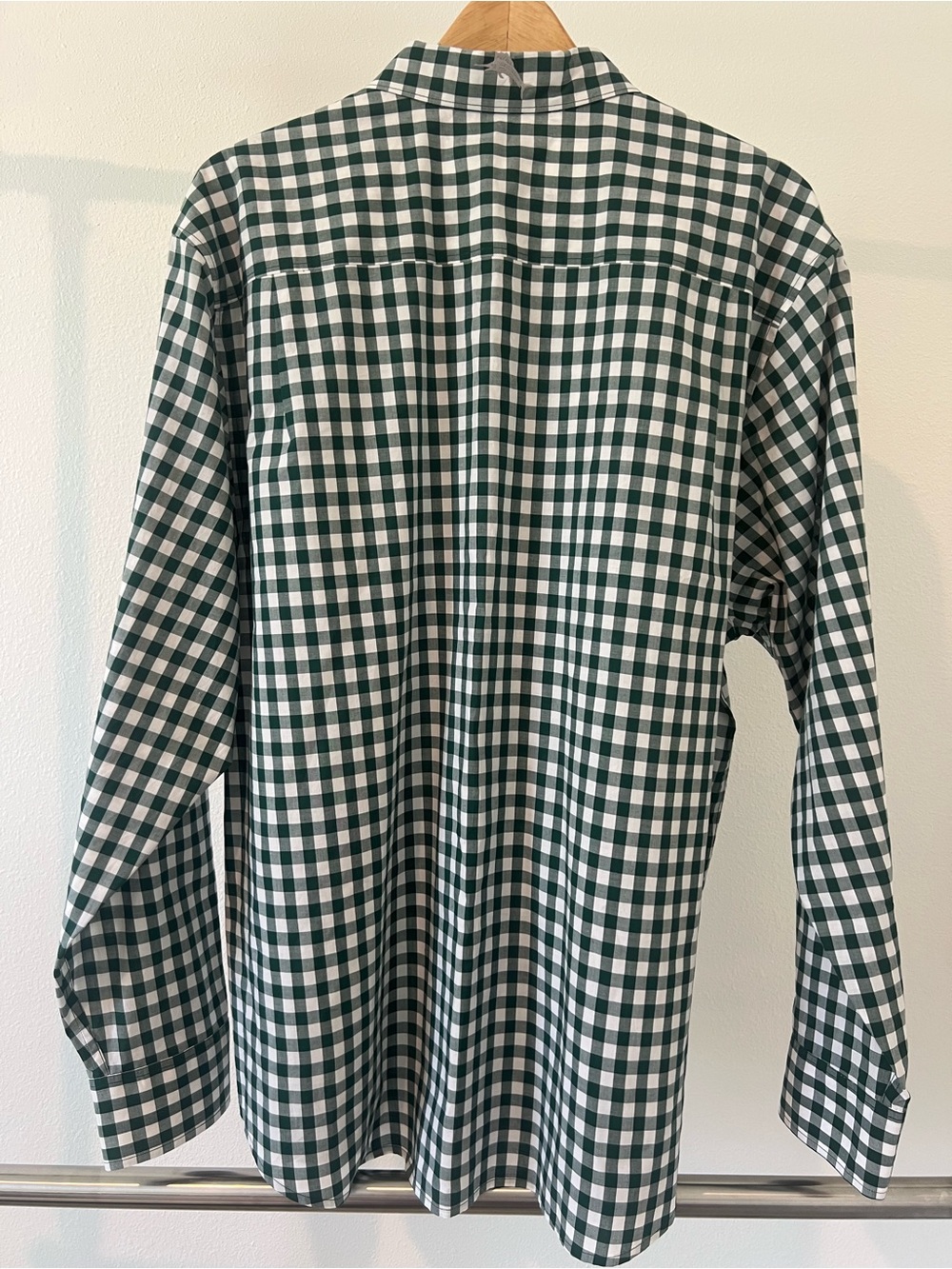 Tommy Bahama Green and White Gingham Button-Down Shirt size XL - Picture 2 of 5